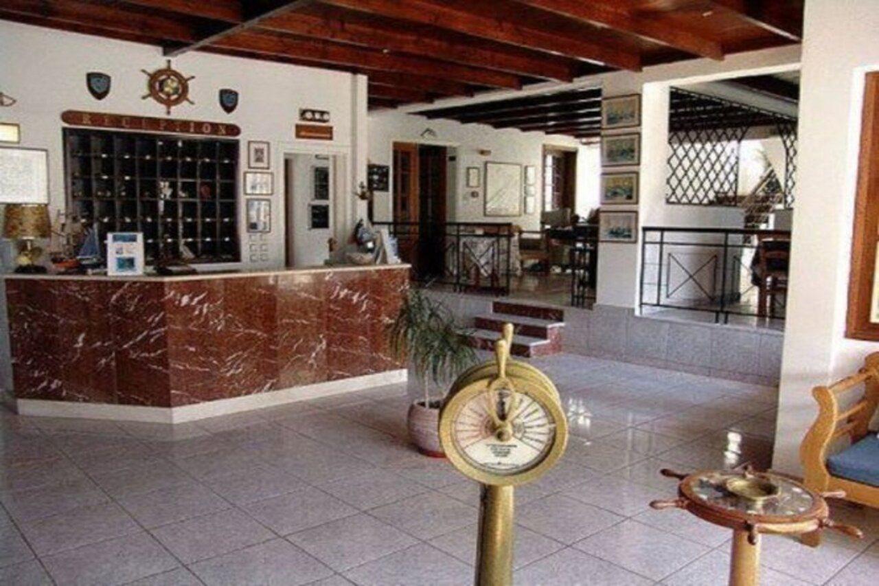 Christos Makrinos Rooms Adamantas  Exterior photo