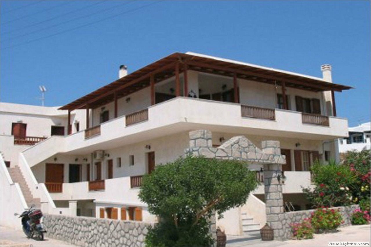 Christos Makrinos Rooms Adamantas  Exterior photo
